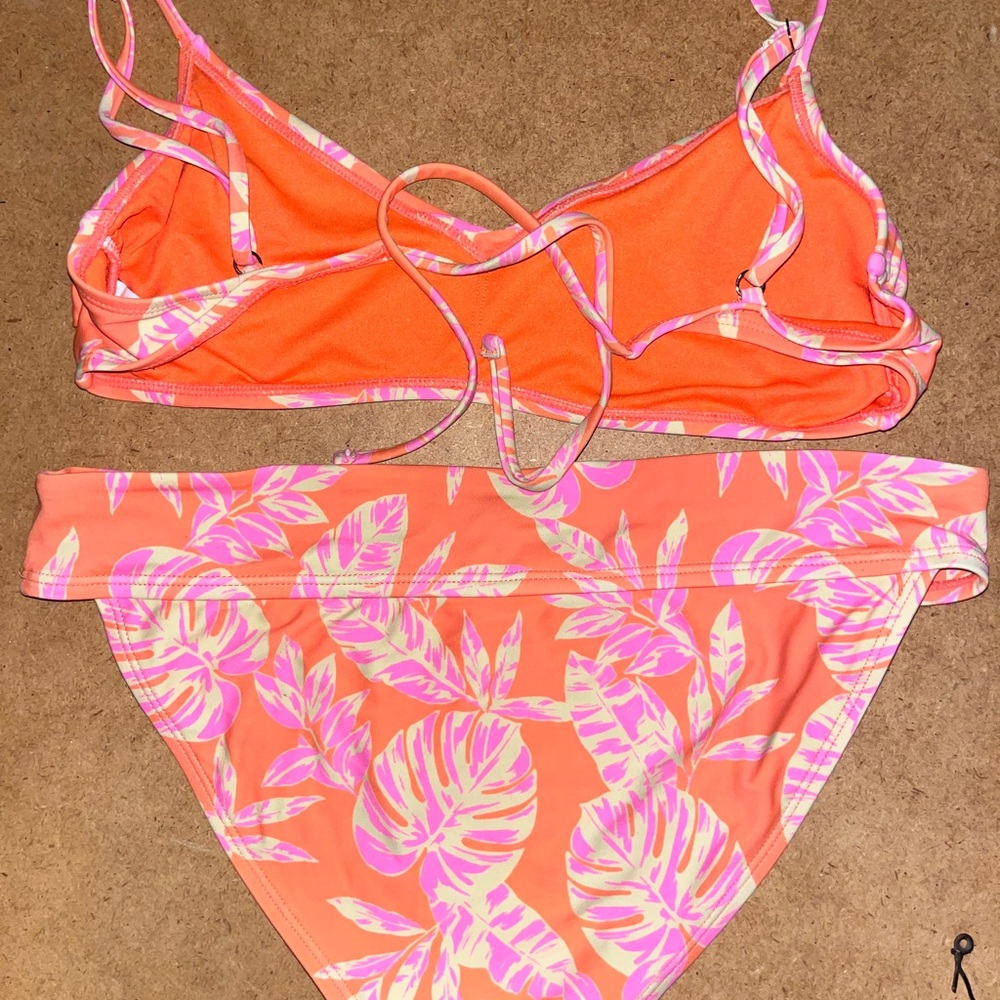 Bikini Bundle! 3 Matching Sets, Size Small - image 8